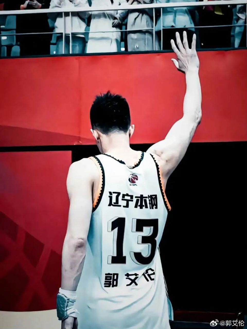 开云体育平台-关于篮球与时尚：郭艾伦成潮牌代言人，穿搭引模仿的信息
