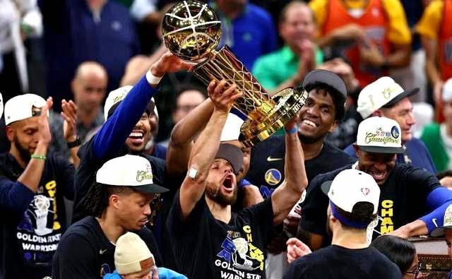 NBA总决赛：勇士4-2击败绿军，库里FMVP的简单介绍