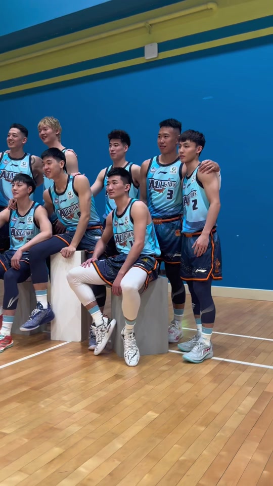 关于CBA全明星周末落户青岛，新增1V1单挑赛，球迷票选对决的信息