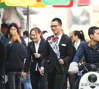 -“全明星赛的背后：团队与友谊的展示！”的简单介绍
