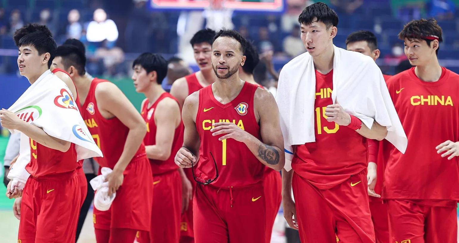 关于中国男篮热身赛惨败欧洲强队，问题出在哪？的信息