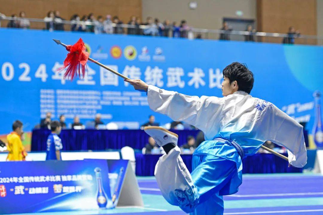 体育非遗项目展示：传统武术显魅力 