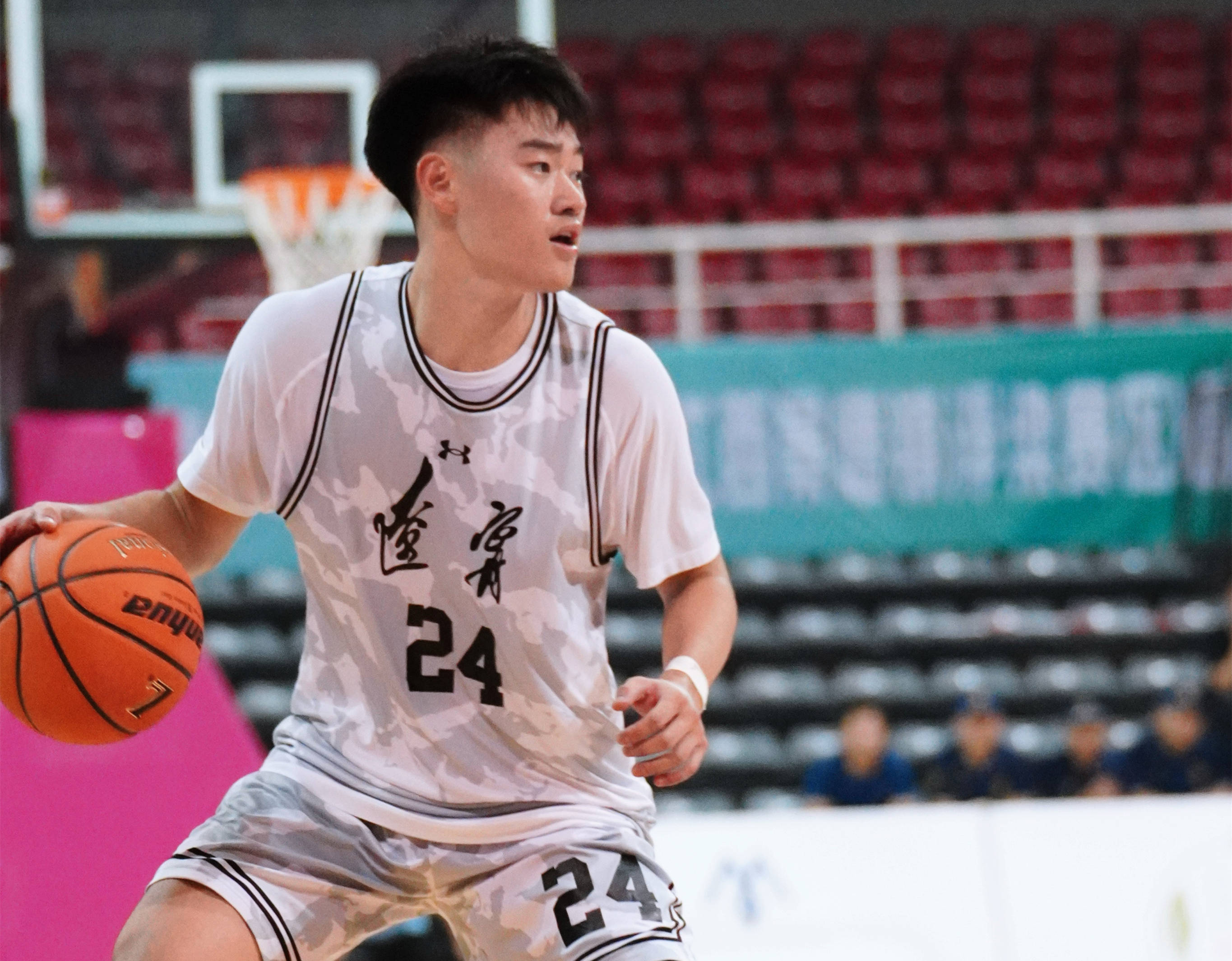 CBA新星爆发：20岁小将单场砍30+的简单介绍