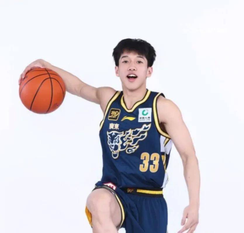 青训造假：年龄改小问题何时休？的简单介绍
