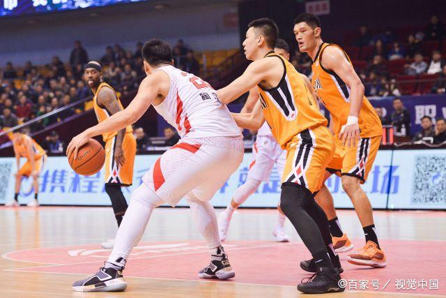 包含CBA商业化：如何提升联赛影响力？的词条