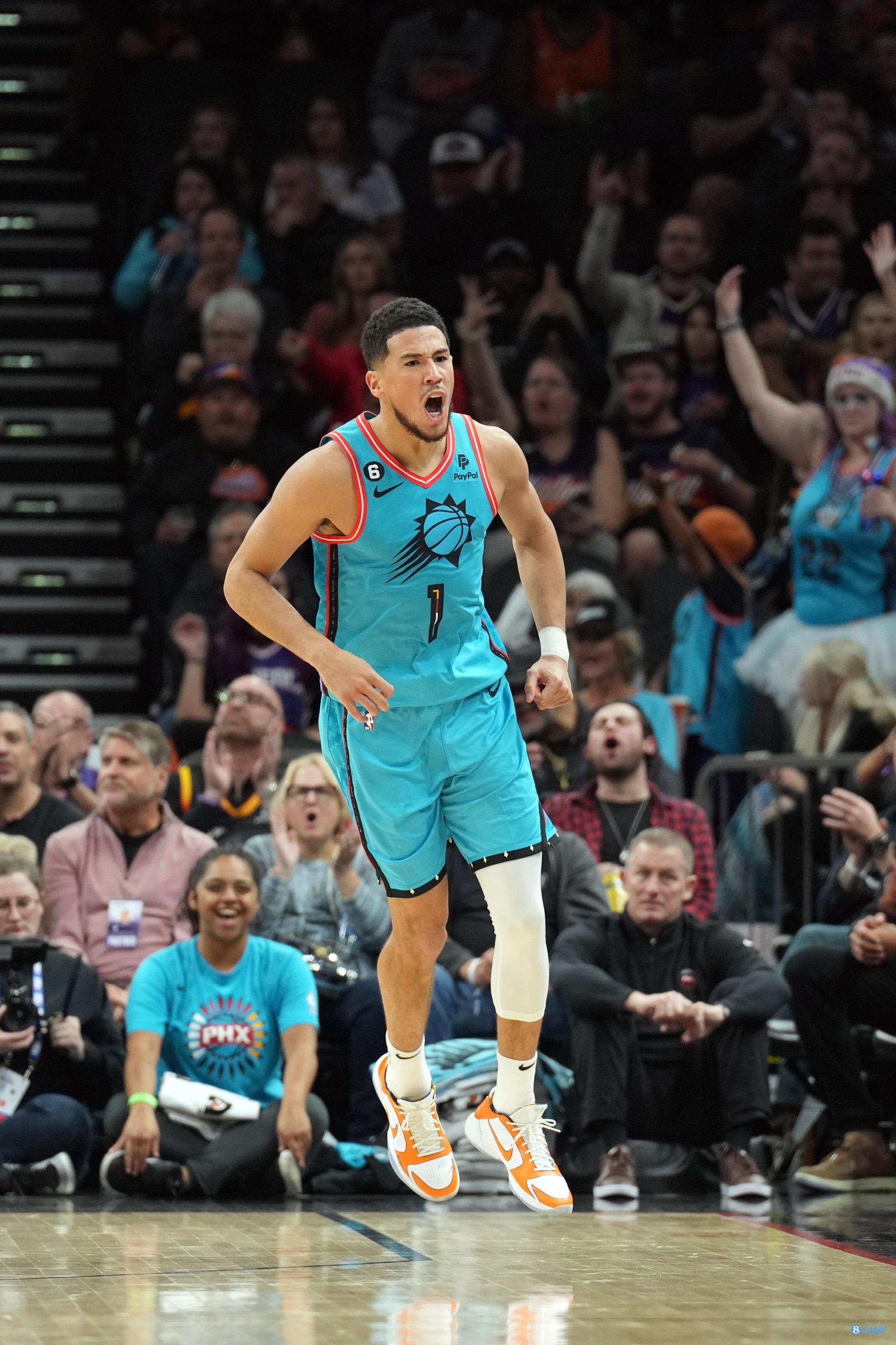 包含科比81分17周年，布克致敬单场60+的词条