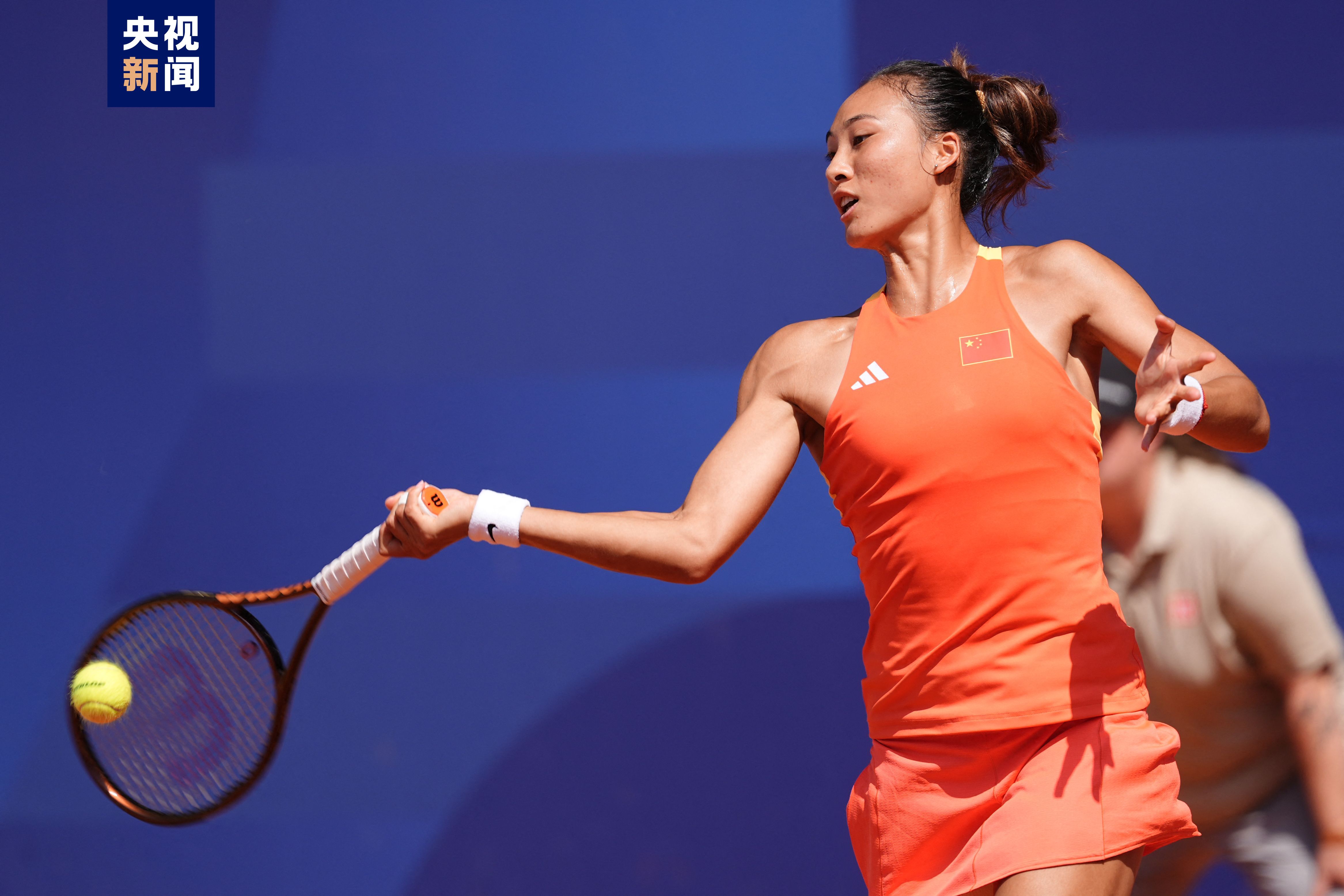 开云体育在线登录-郑钦文首进大满贯四强，中国网球新希望的简单介绍