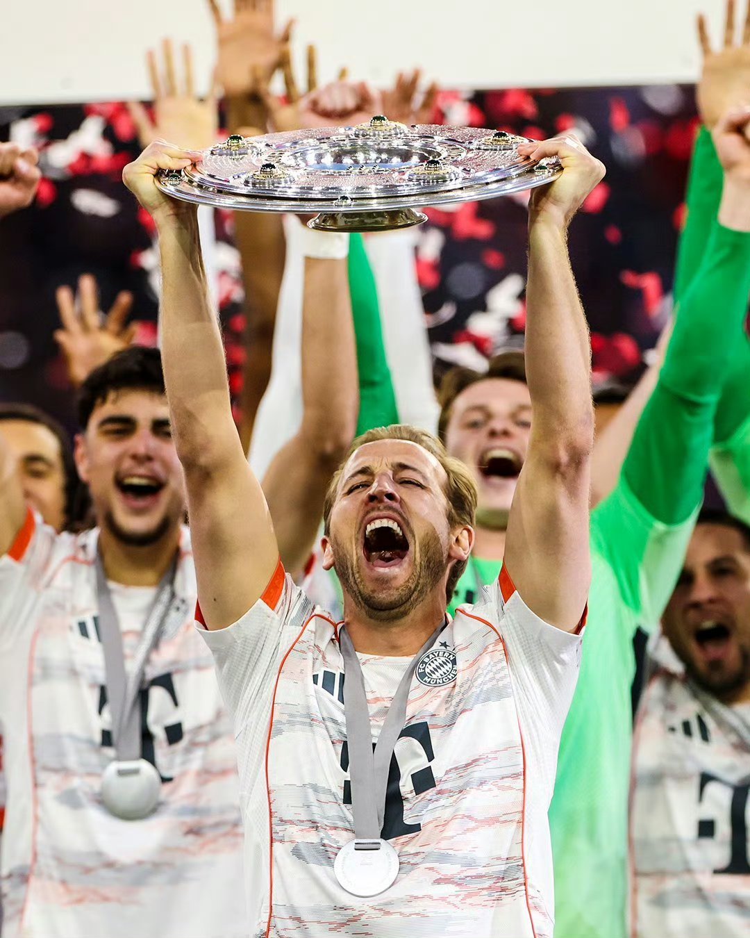 凯恩的30球魔咒:为何总是无缘冠军的简单介绍 凯恩的30球魔咒:为何总是无缘冠军的简单介绍