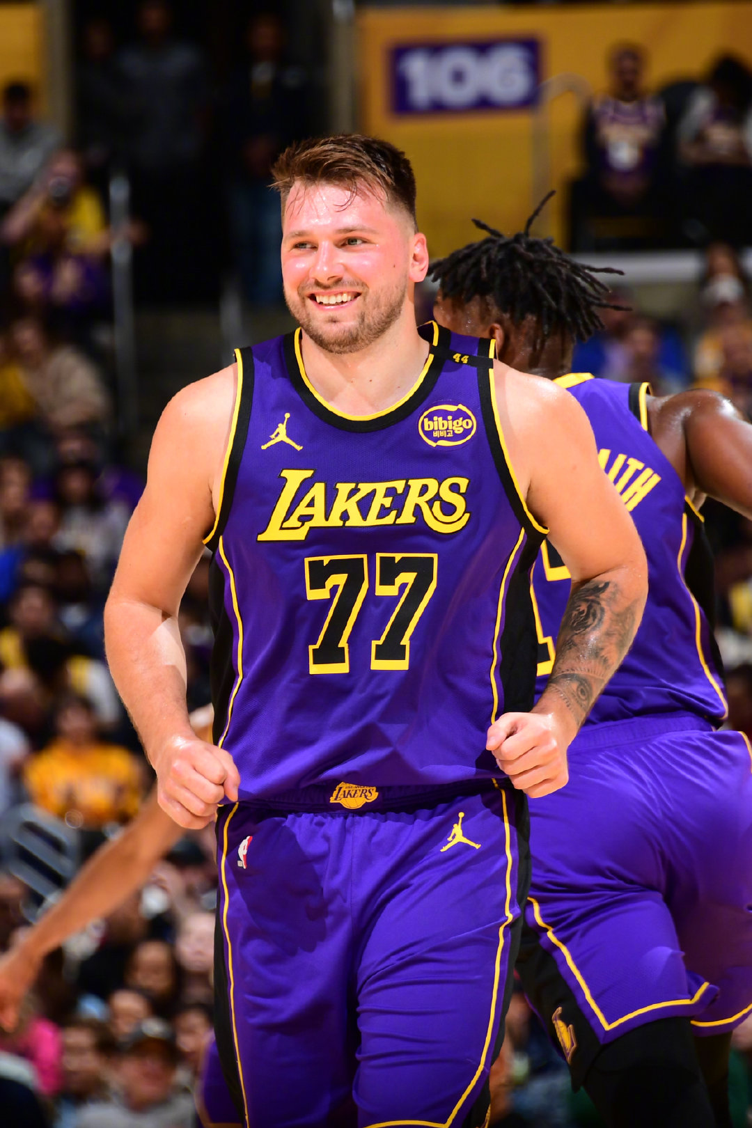 东契奇MVP呼声高涨，独行侠冲击前四 